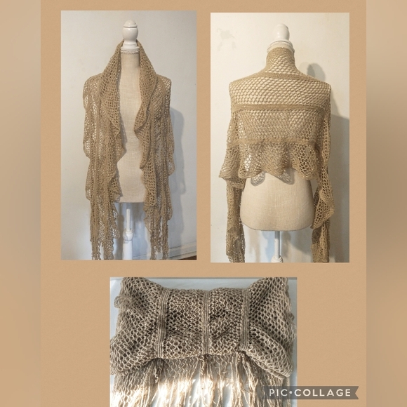 Beautiful Vintage Crocheted Shawl or Scarf - Sand w/ Sparkles - Picture 7 of 8